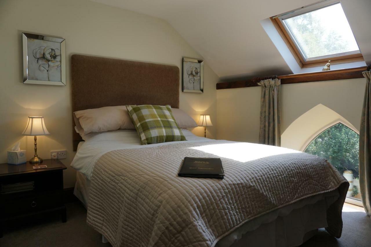 Chapel Croft Guest House Biddulph  Bagian luar foto