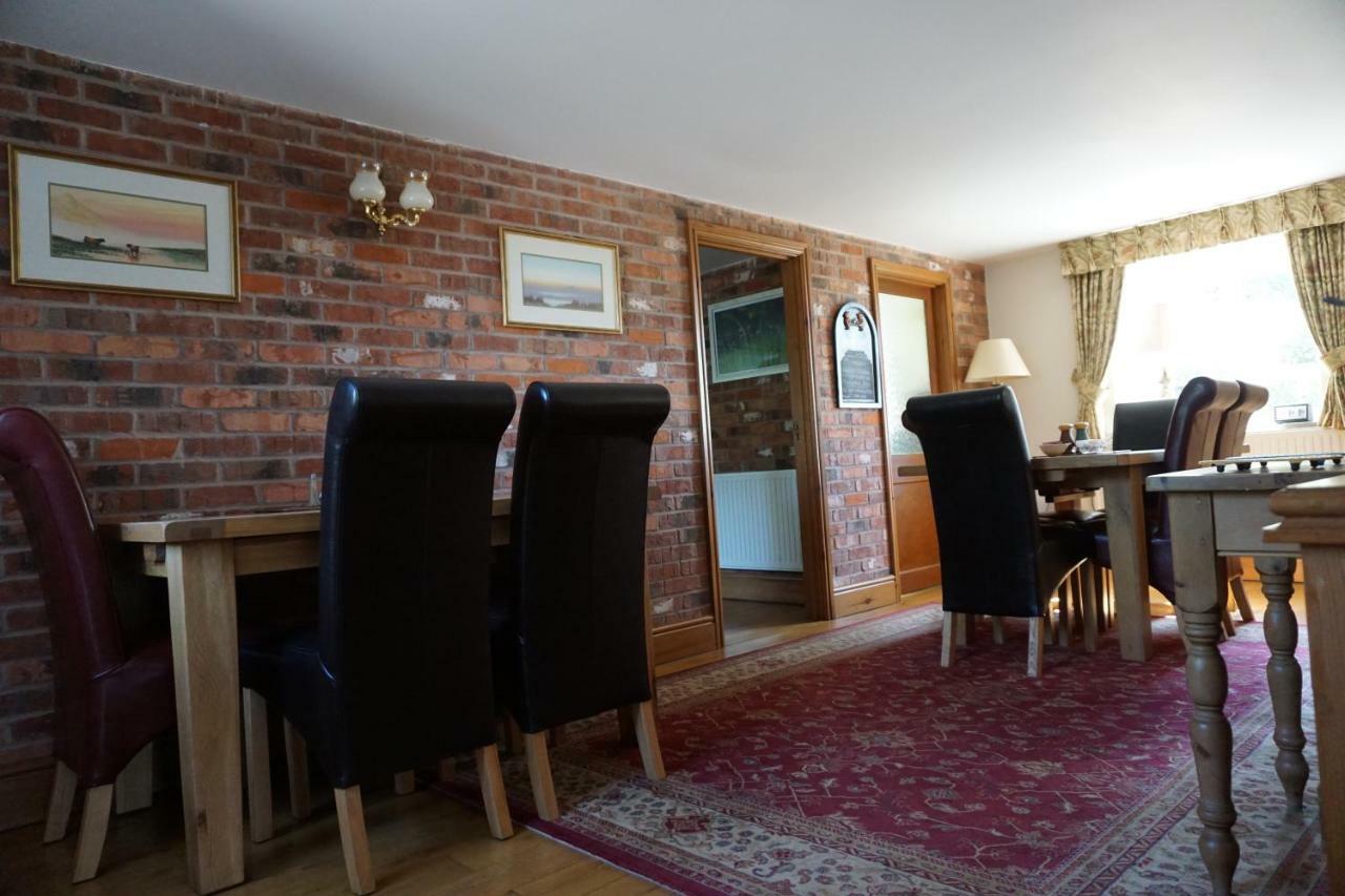 Chapel Croft Guest House Biddulph  Bagian luar foto